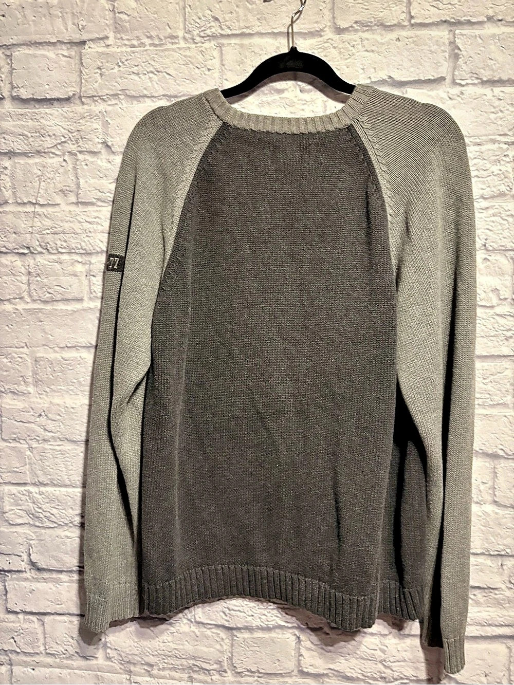 American Eagle Outfitters Y2K AE-77 Gray Raglan Crewneck Size Large